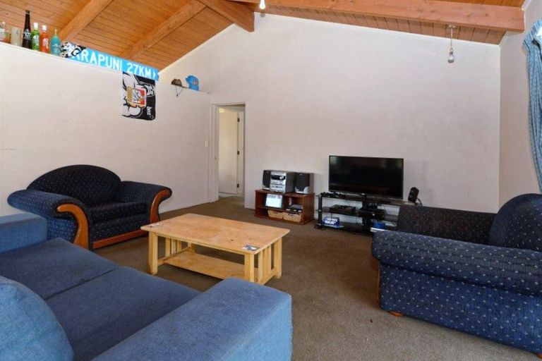 Photo of property in 8b Nelson Street, Hamilton East, Hamilton, 3216