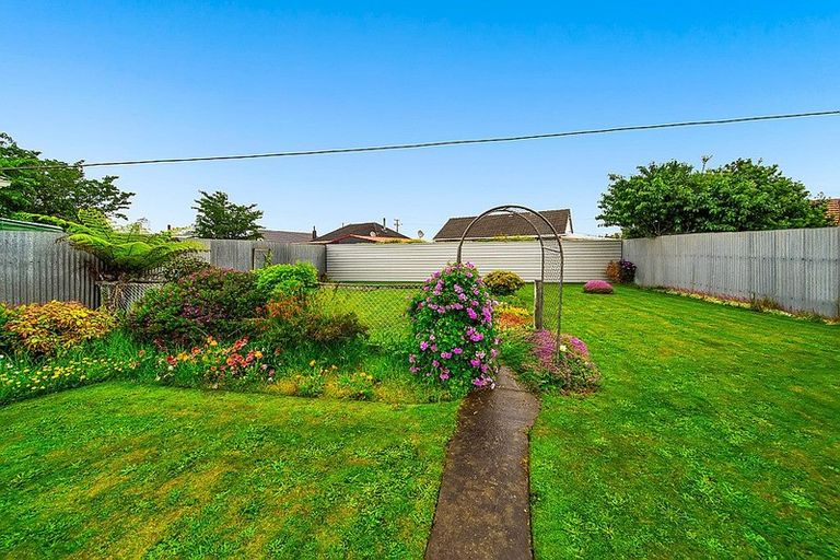 Photo of property in 277 South Road, Hawera, 4610