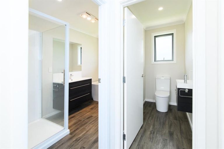 Photo of property in 35 Oldfield Lane, Marton, 4710