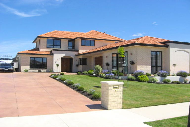 Photo of property in 5 Ruby Avenue, Northwood, Christchurch, 8051