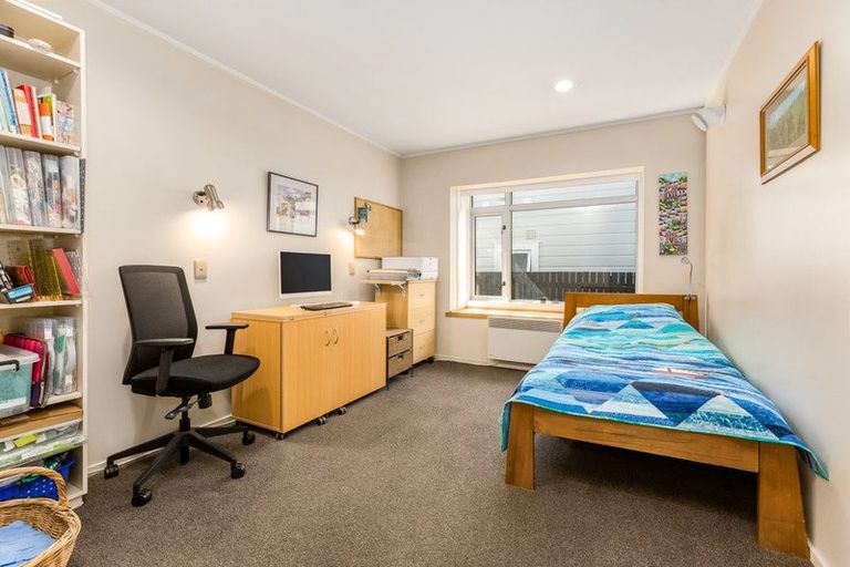Photo of property in 2/227 The Terrace, Wellington Central, Wellington, 6011
