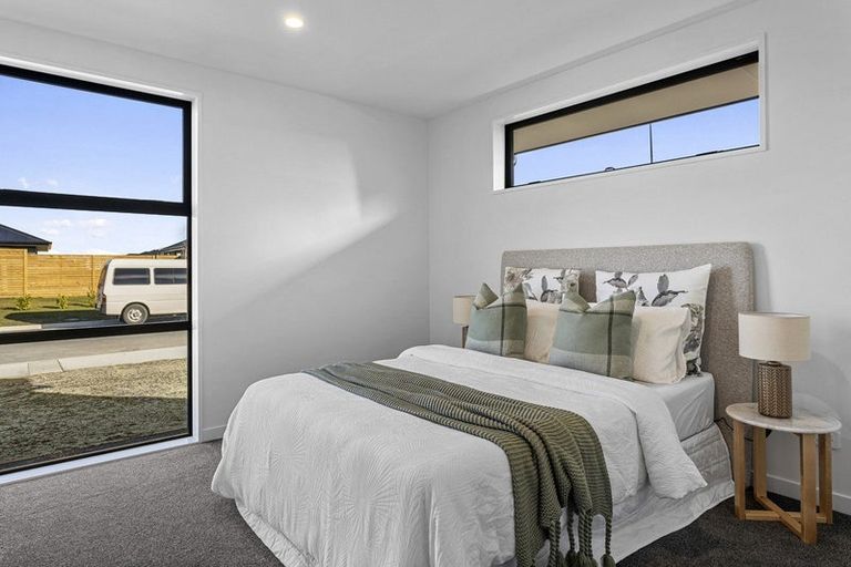 Photo of property in 43 Henshaw Street, Woodend, 7610