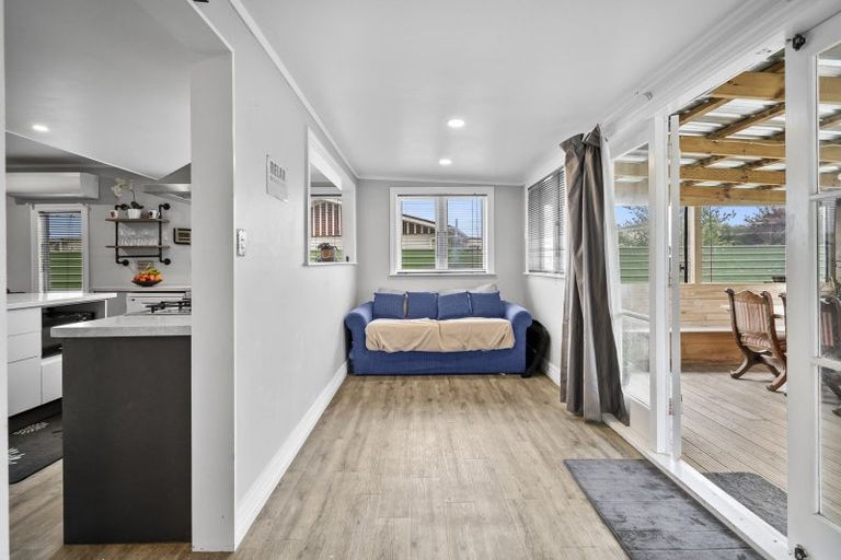 Photo of property in 35 Potaka Street, Marton, 4710