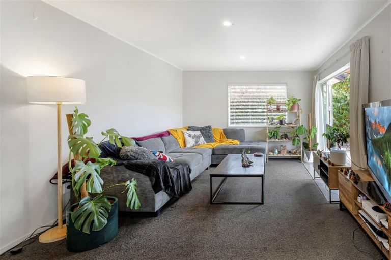 Photo of property in 22 Melville Crescent, Rolleston, 7614