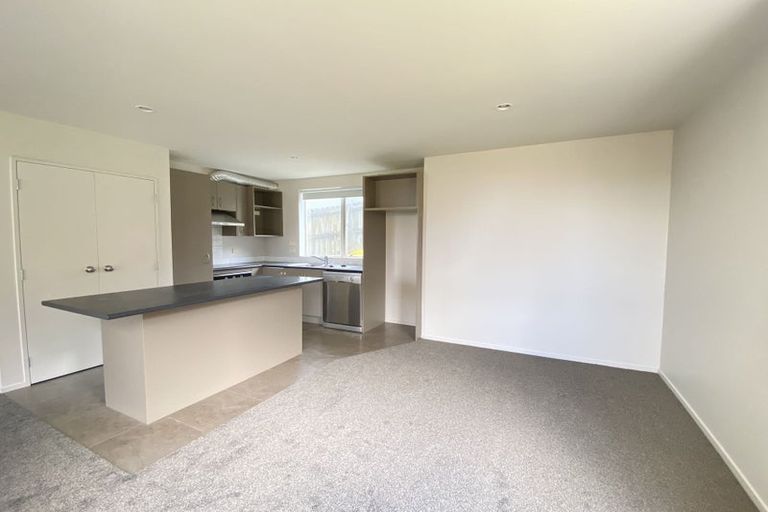 Photo of property in 3 Cityview Place, Massey, Auckland, 0614