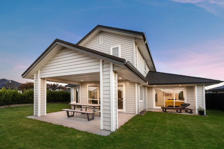 Photo of property in 2 Richards Street, Cambridge, 3434