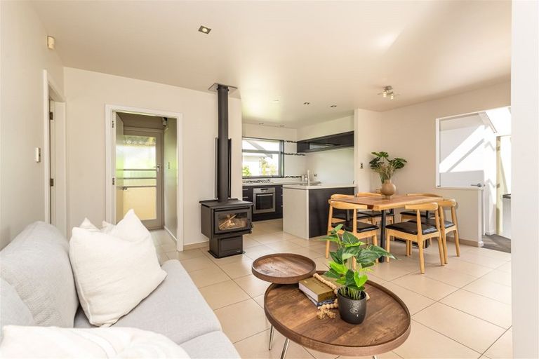Photo of property in 56 Greendale Avenue, Avonhead, Christchurch, 8042