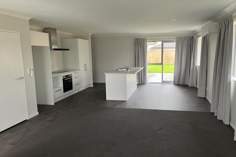 Photo of property in 6 Frogmore Way, Rolleston, 7615