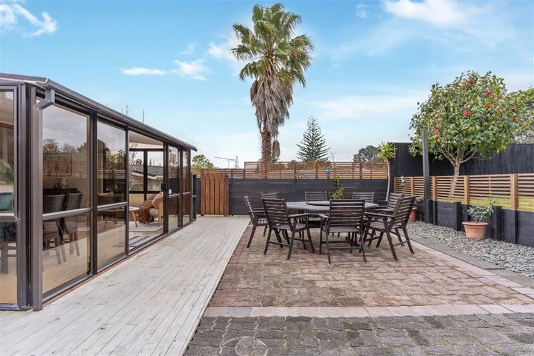 Photo of property in 62 Hellyers Street, Birkdale, Auckland, 0626