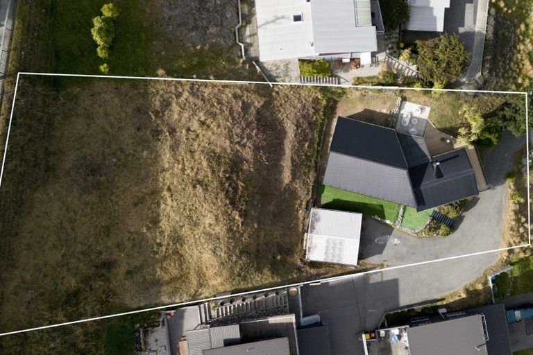 Photo of property in 14 Sainsbury Road, Fernhill, Queenstown, 9300