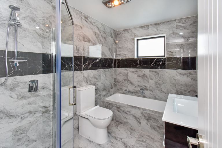 Photo of property in 8 Cambridge Road, Manurewa, Auckland, 2102