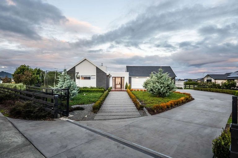 Photo of property in 1 Moemoea Place, Cambridge, 3434