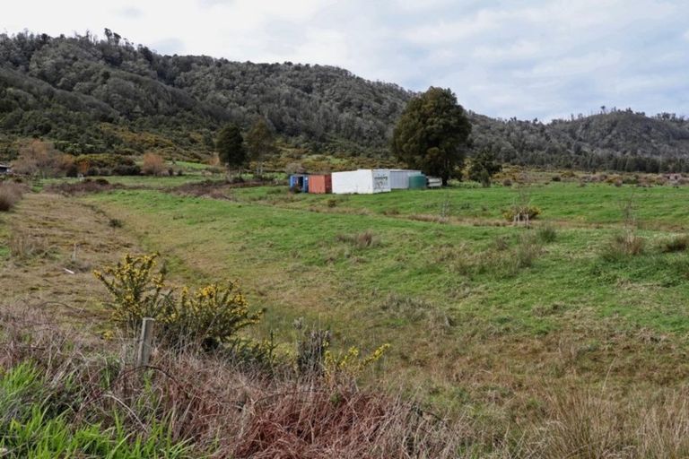 Photo of property in 364 Oparara Loop Road, Karamea, 7893