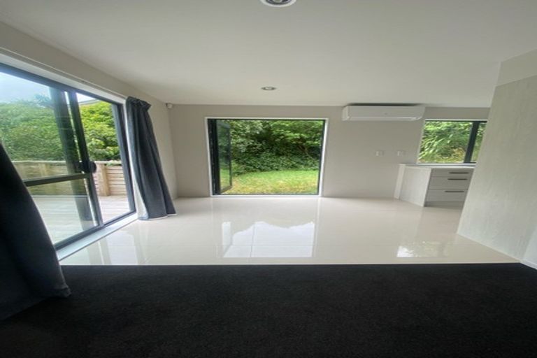 Photo of property in 69u7 Sheridan Terrace, Johnsonville, Wellington, 6037