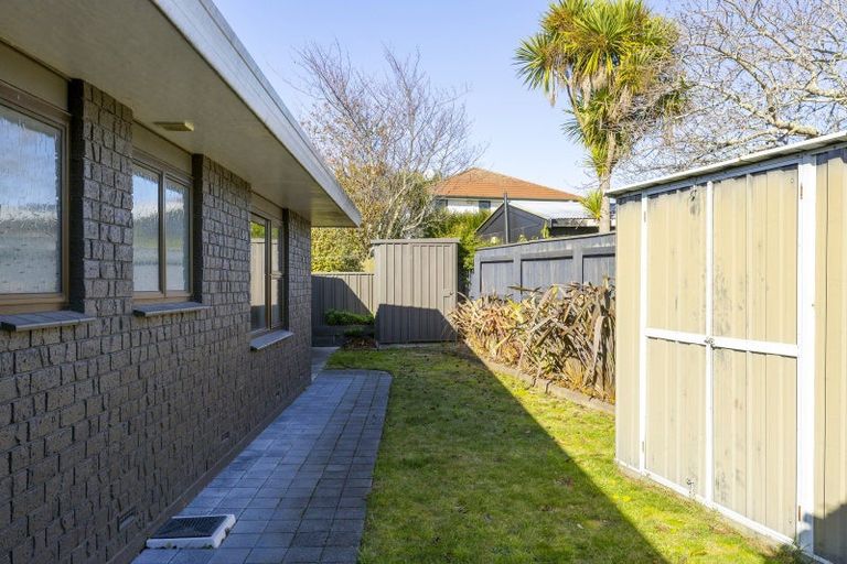 Photo of property in 7 Kathleen Place, Rainbow Point, Taupo, 3330
