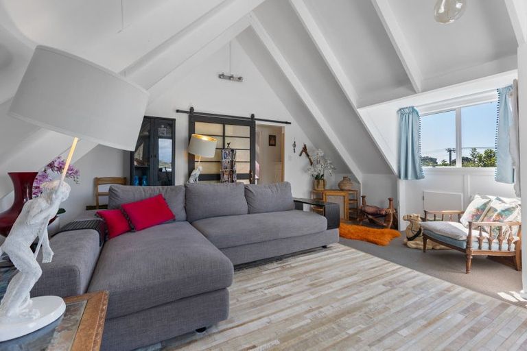 Photo of property in 14 Cumming Street, Okato, 4335