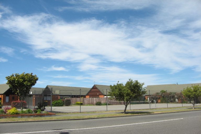 Photo of property in 7/415 Mairehau Road, Parklands, Christchurch, 8083