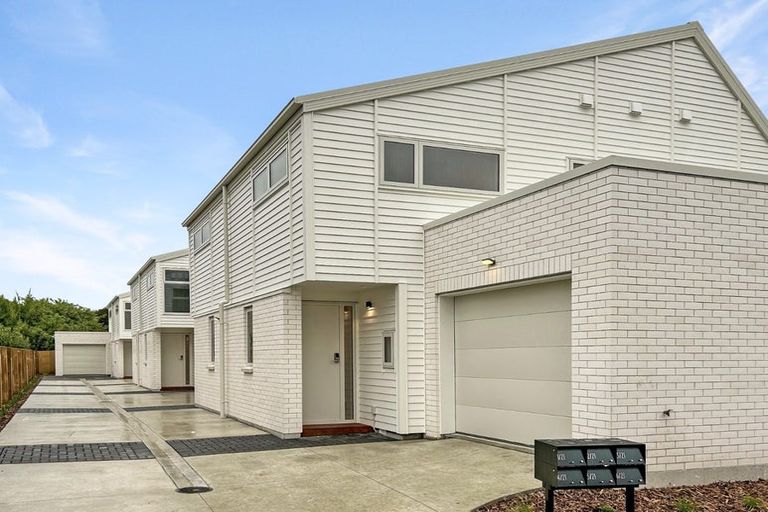 Photo of property in 2/21 Courtenay Street, St Albans, Christchurch, 8014