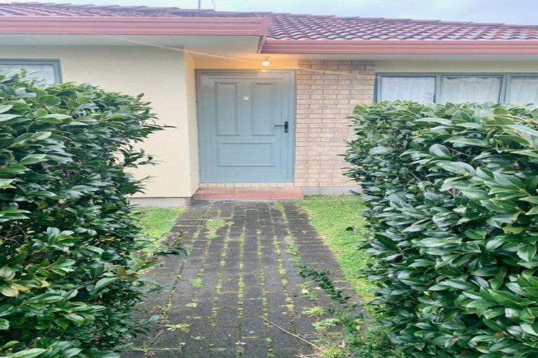 Photo of property in 18/43 Fruitvale Road, New Lynn, Auckland, 0600