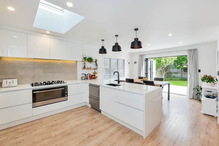 Photo of property in 52 Jutland Road, Hauraki, Auckland, 0622