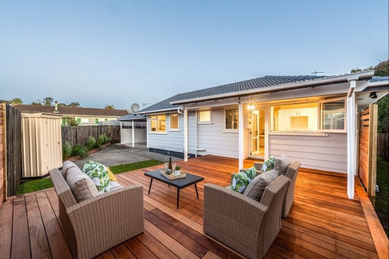 Photo of property in 10a Tomintoul Place, Highland Park, Auckland, 2010