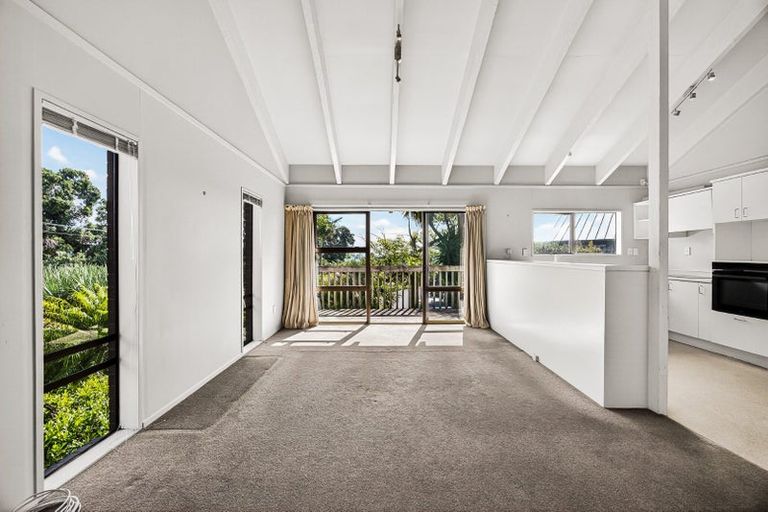 Photo of property in 2/13 Muritai Road, Milford, Auckland, 0620