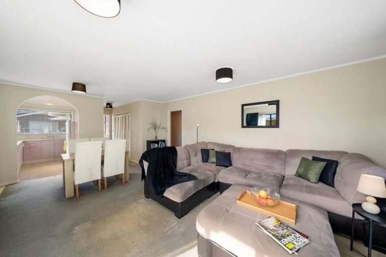 Photo of property in 3/8 Hewer Crescent, Naenae, Lower Hutt, 5011