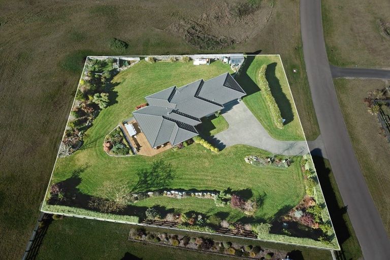 Photo of property in 20/500 Kinloch Road, Kinloch, Taupo, 3377