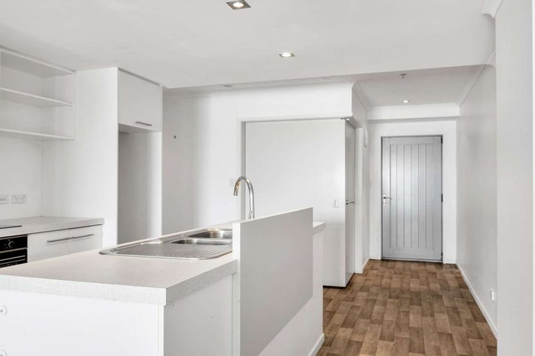 Photo of property in 215/332 Maunganui Road, Mount Maunganui, 3116
