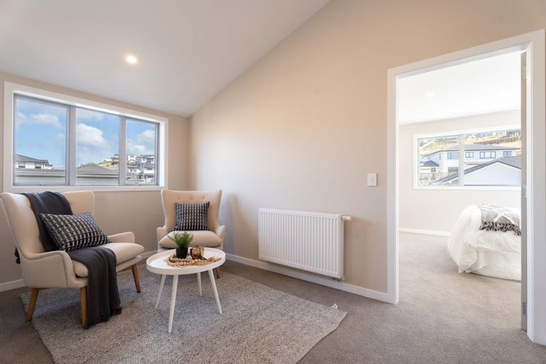 Photo of property in 69 Atherton Terrace, Churton Park, 6037