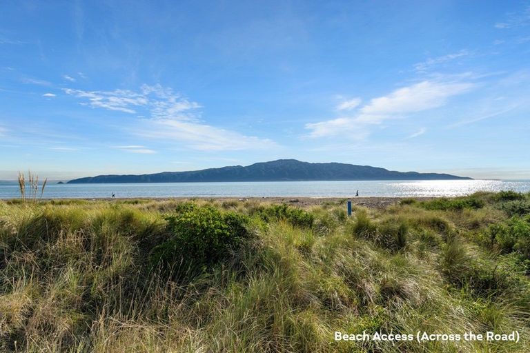 Photo of property in 112 Manly Street, Paraparaumu Beach, Paraparaumu, 5032