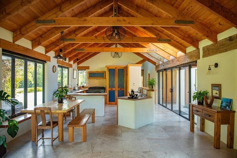 Photo of property in 508 Lake Hawea-albert Town Road, Albert Town, Wanaka, 9382