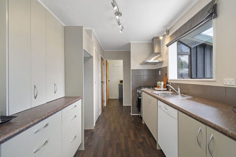 Photo of property in 3 Newland Court, Palmerston North, 4410