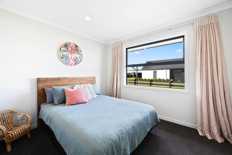 Photo of property in 21 Delta Way, Te Kowhai, Hamilton, 3288