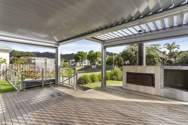 Photo of property in 408 Linton Crescent, Whangamata, 3620