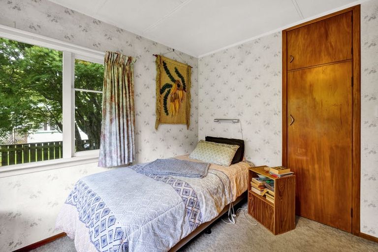 Photo of property in 84 King Edward Street, Eltham, 4322