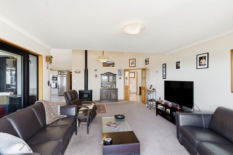 Photo of property in 1/7 Blencathra Place, Westmorland, Christchurch, 8025