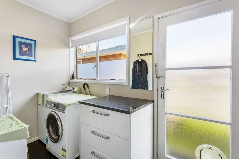 Photo of property in 1/6 Manuka Street, Orewa, 0931