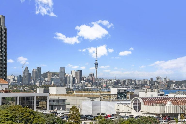 Photo of property in 16e Killarney Street, Takapuna, 0622