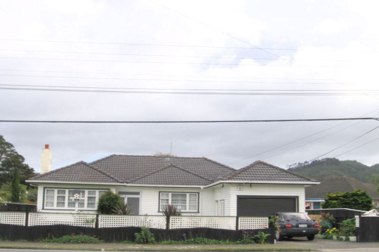 Photo of property in 2/945 High Street, Avalon, Lower Hutt, 5011
