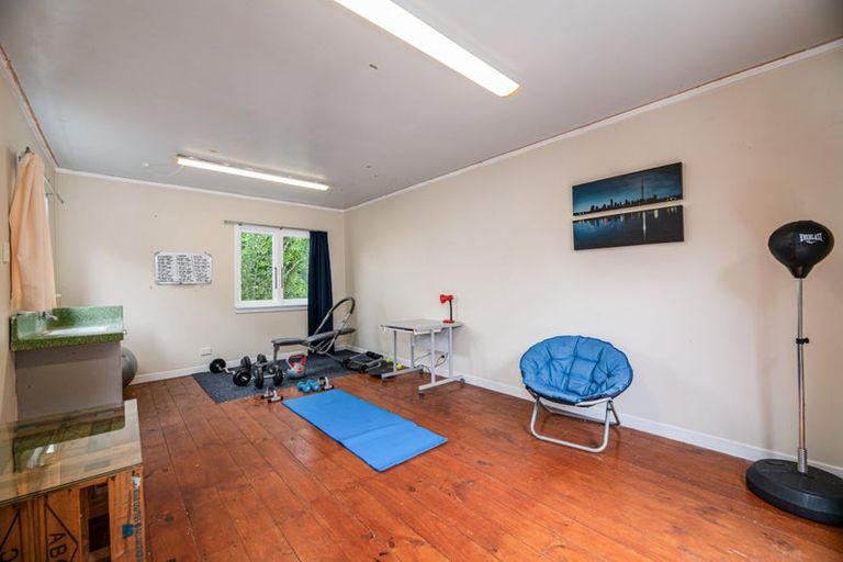 Photo of property in 66 Don Buck Road, Massey, Auckland, 0614