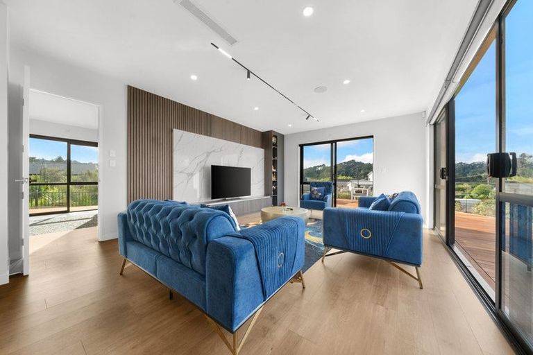 Photo of property in 6 Wheki Place, Swanson, Auckland, 0614