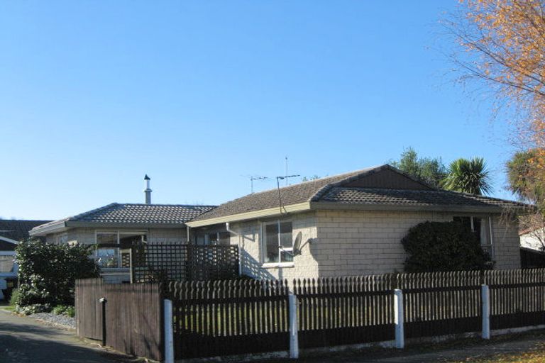 Photo of property in 10 Shenley Drive, Belfast, Christchurch, 8051