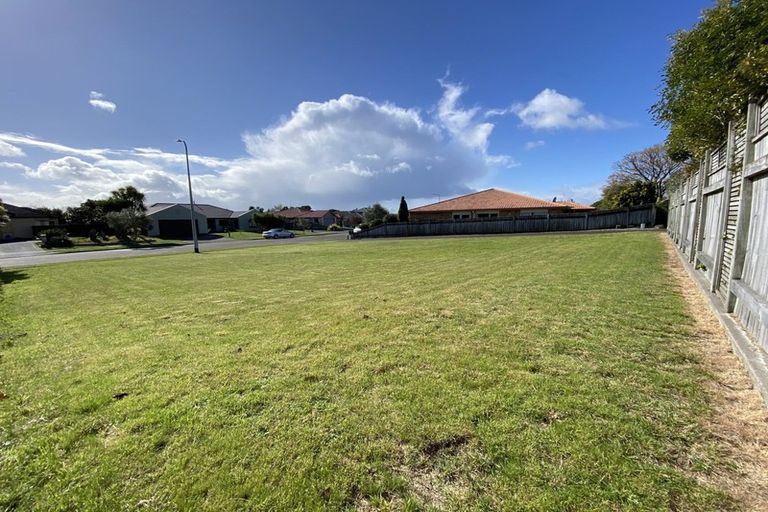 Photo of property in 28 Regent Drive, Paraparaumu Beach, Paraparaumu, 5032