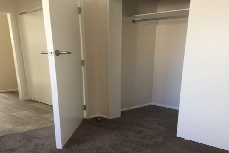 Photo of property in 71j Randwick Crescent, Moera, Lower Hutt, 5010