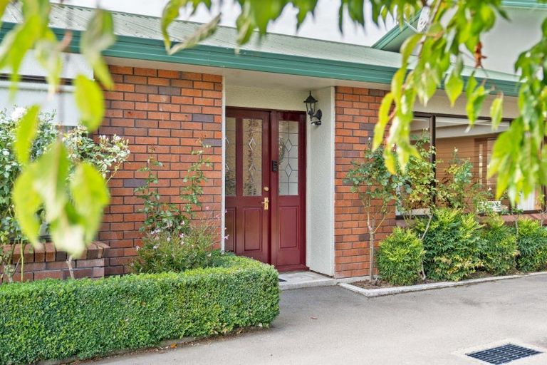 Photo of property in 35 Reading Street, Greytown, 5712