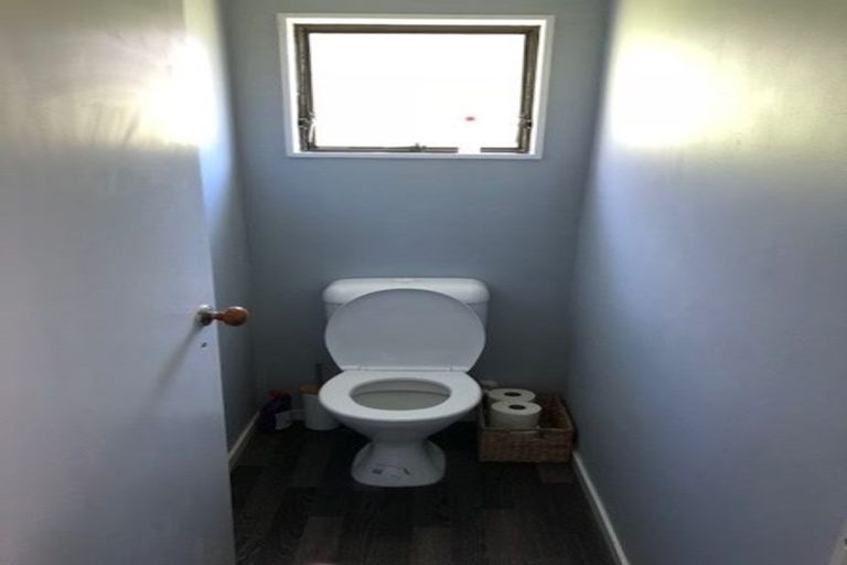 Photo of property in 1/6 Helena Street, Massey, Auckland, 0614