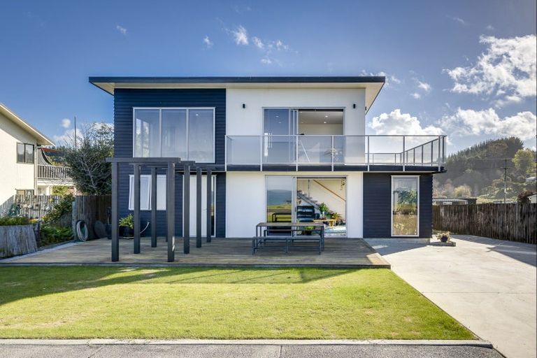 Photo of property in 268 Whirinaki Road, Eskdale, Napier, 4182