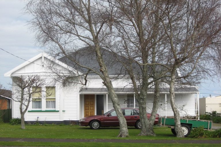 Photo of property in 10 Norman Street, Lower Vogeltown, New Plymouth, 4310