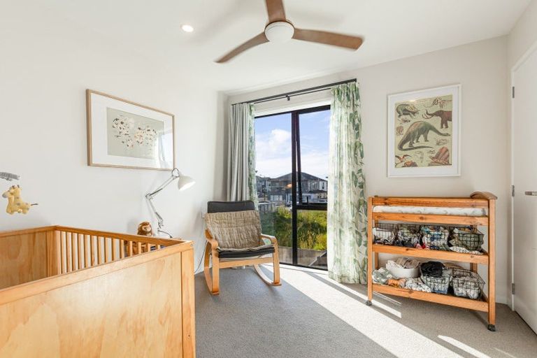 Photo of property in 37 Treloar Crescent, Hobsonville, Auckland, 0616